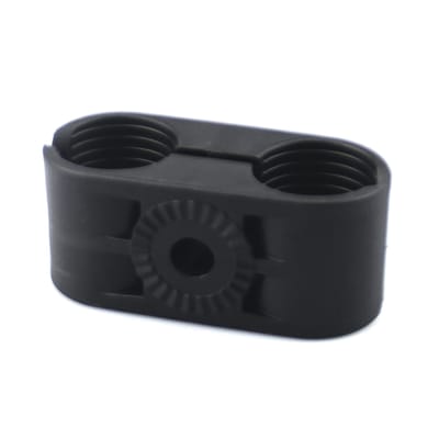 Paquete de 10 Sujetadores Plasticos Para Cable Coaxial de 5/8" · SYSCOM TOWERS