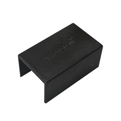 Pieza de Unión Color Negro de PVC Auto Extinguible Para Canaleta TMK-1720-N-CC (5280-02003) · THORSMAN
